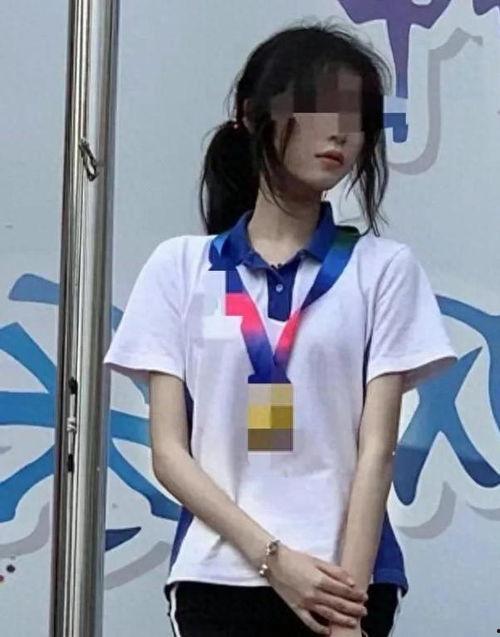 吃瓜闺蜜拍视频怎么拍,轻松上手吃瓜乐趣