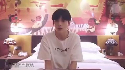 吃瓜的原声视频,吃瓜群众的热情瞬间