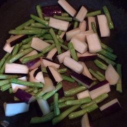 茄瓜炒玉米须可以吃吗视频,家常养生美食新尝试