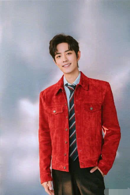 肖战吃瓜群众的视频,揭秘明星幕后生活点滴